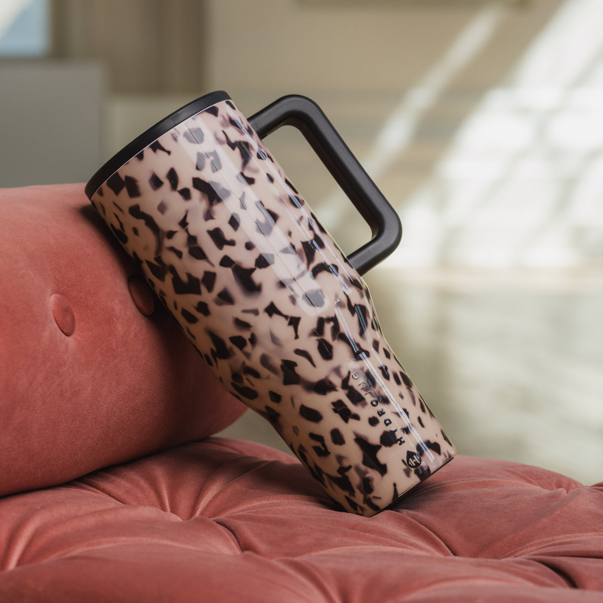 Limited Edition Blonde Tortoise 40oz Tumbler